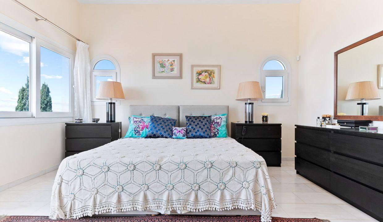 5 Bedroom Villa For Sale - Secret Valley/Venus Rock, Paphos: ID 400 18 - ID 400 - Comark Estates