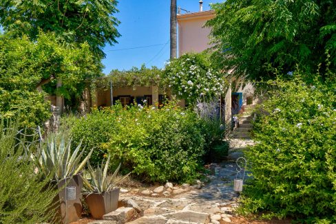 3 Bedroom House For Sale - Anogyra Village, Limassol: ID 452 07 - ID 452 - Comark Estates