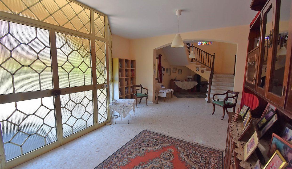 5 Bedroom House For Sale - Episkopi Village, Limassol: ID 469 08 - ID 469 - Comark Estates