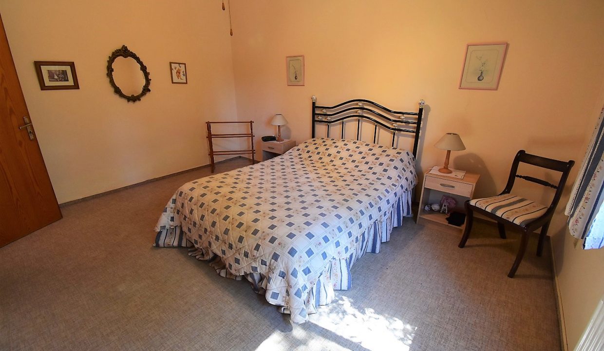 5 Bedroom House For Sale - Episkopi Village, Limassol: ID 469 15 - ID 469 - Comark Estates