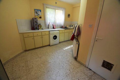 5 Bedroom House For Sale - Episkopi Village, Limassol: ID 469 21 - ID 469 - Comark Estates
