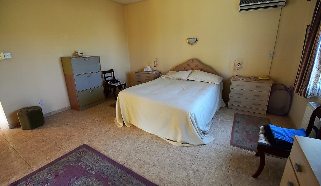 5 Bedroom House For Sale - Episkopi Village, Limassol: ID 469 30 - ID 469 - Comark Estates