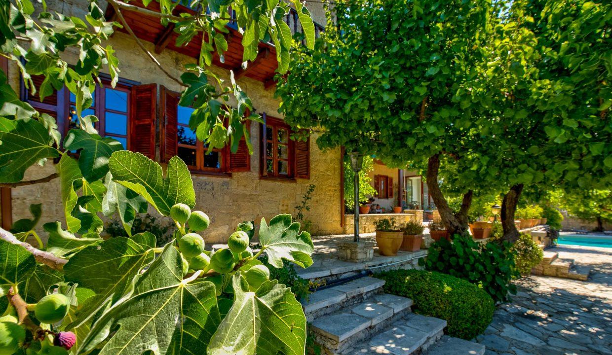 4 Bedroom Villa For Sale - Vouni Village, Limassol: ID 475 03 - ID 475 - Comark Estates