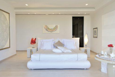 5 Bedroom Villa For Sale - Aphrodite Hills, Paphos: ID 528 08 - ID 528 - Comark Estates