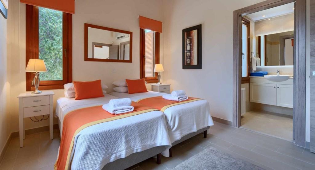 5 Bedroom Villa For Sale - Eastern Plateau, Aphrodite Hills, Paphos: ID 523 23 - ID 523 - Comark Estates