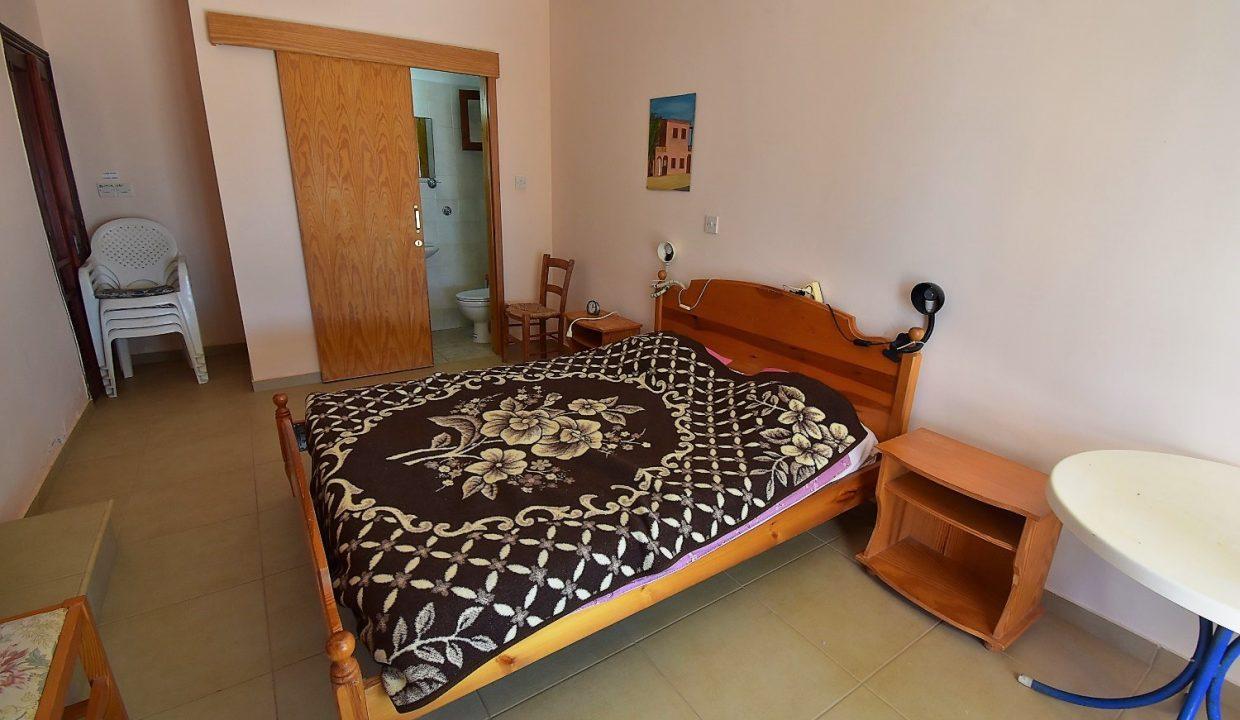 4 Bedroom House For Sale - Secret Valley/Venus Rock, Kouklia, Paphos: ID 517 16 - ID 518 - Comark Estates