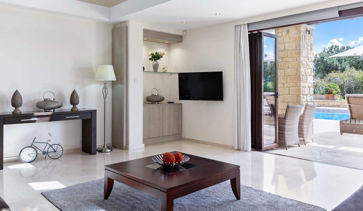 5 Bedroom Villa For Sale - Eastern Plateau, Aphrodite Hills, Paphos: ID 523 22 - ID 523 - Comark Estates