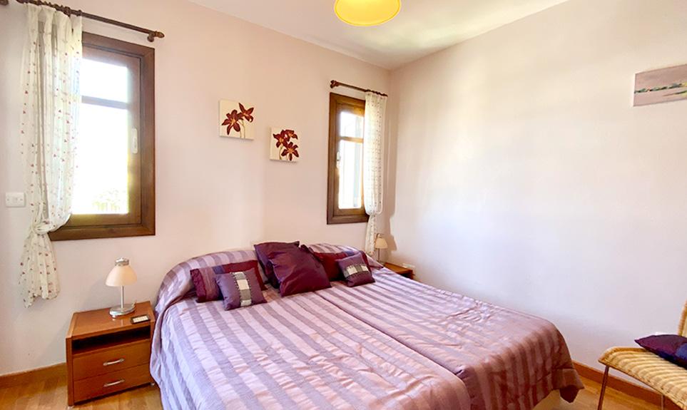 4 Bedroom Villa For Sale - Helios Heights, Aphrodite Hills, Paphos: 526 28 - ID 526 - Comark Estates