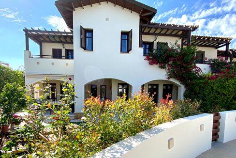4 Bedroom Villa For Sale - Helios Heights, Aphrodite Hills, Paphos: 526 19 - ID 526 - Comark Estates