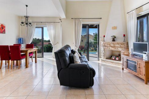 3 Bedroom Villa For Sale - Pissouri Village, Limassol: ID 531 10 - ID 531 - Comark Estates