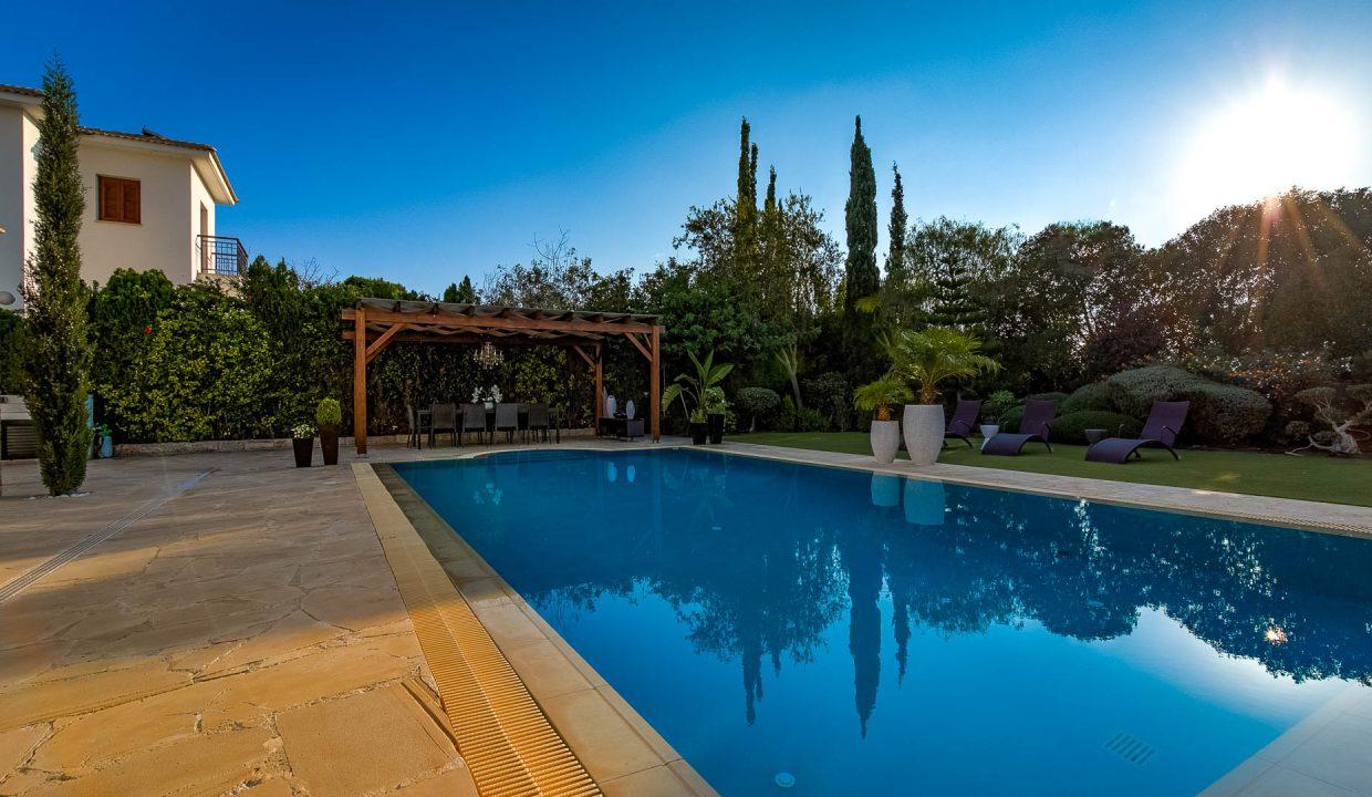 4 Bedroom Villa For Sale - Aphrodite Hills, Paphos: ID 545 33 - ID 545 - Comark Estates