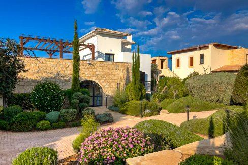 4 Bedroom Villa For Sale - Aphrodite Hills, Paphos: ID 545 05 - ID 545 - Comark Estates