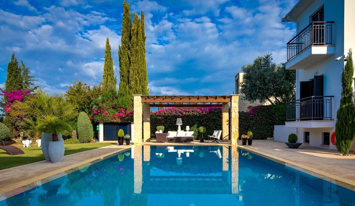 4 Bedroom Villa For Sale - Aphrodite Hills, Paphos: ID 545 42 - ID 545 - Comark Estates
