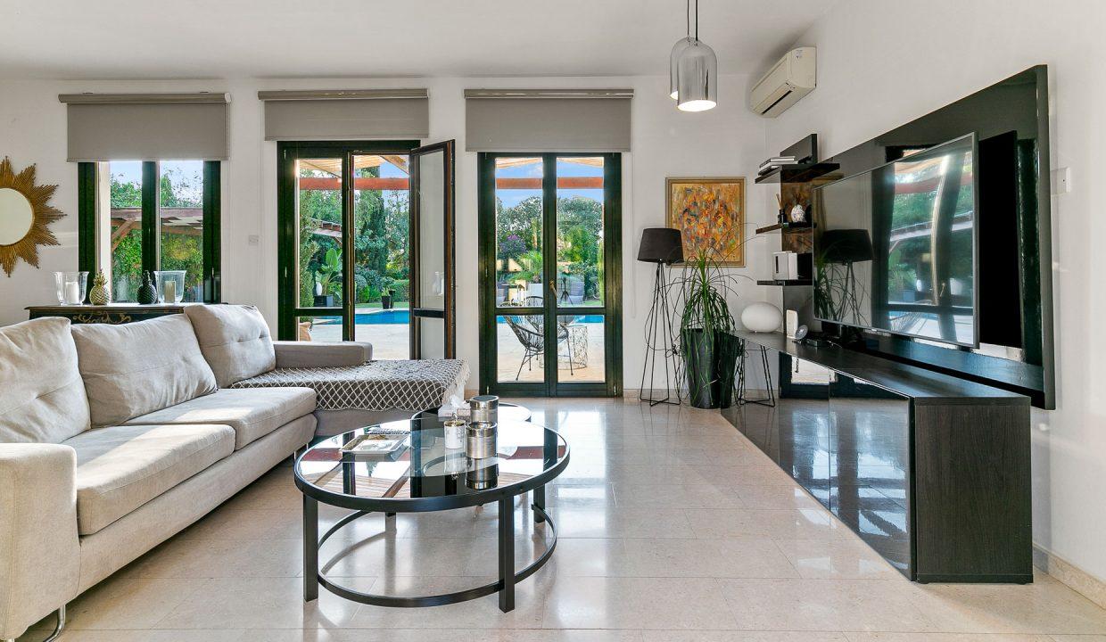 4 Bedroom Villa For Sale - Aphrodite Hills, Paphos: ID 545 06 - ID 545 - Comark Estates