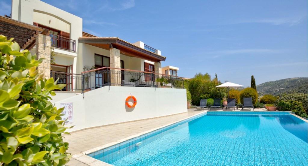 4 Bedroom Villa For Sale - Western Plateau, Aphrodite Hills, Paphos: ID 555 05 - ID 555 - Comark Estates