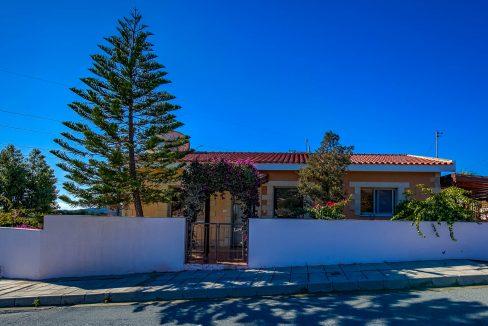 3 Bedroom Villa For Sale - Pissouri Village, Limassol: ID 564 01 - ID 564 - Comark Estates