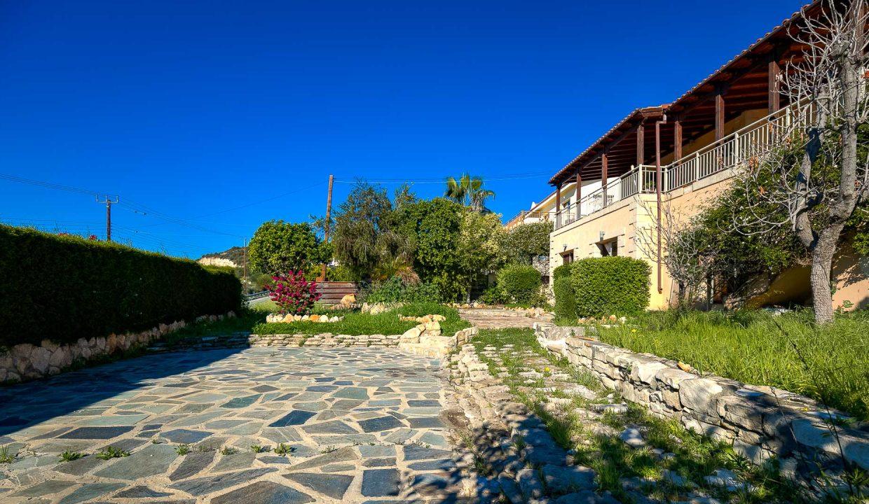 3 Bedroom Villa For Sale - Pissouri Village, Limassol: ID 564 25 - ID 564 - Comark Estates
