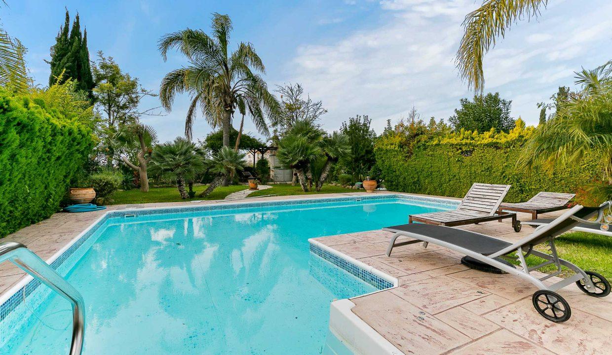 2 Bedroom Villa For Sale - Pissouri Bay, Limassol: ID 574 24 - ID 574 - Comark Estates