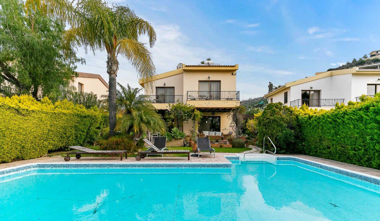2 Bedroom Villa For Sale - Pissouri Bay, Limassol: ID 574 25 - ID 574 - Comark Estates