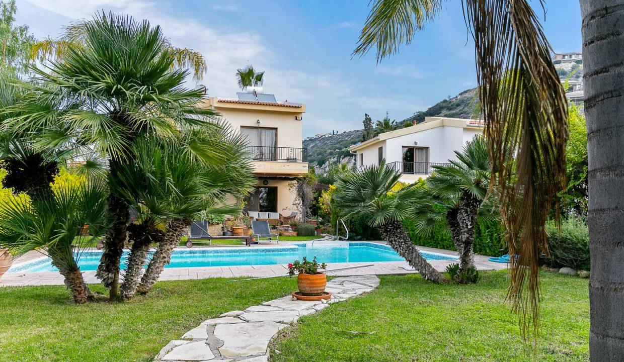 2 Bedroom Villa For Sale - Pissouri Bay, Limassol: ID 574 26 - ID 574 - Comark Estates