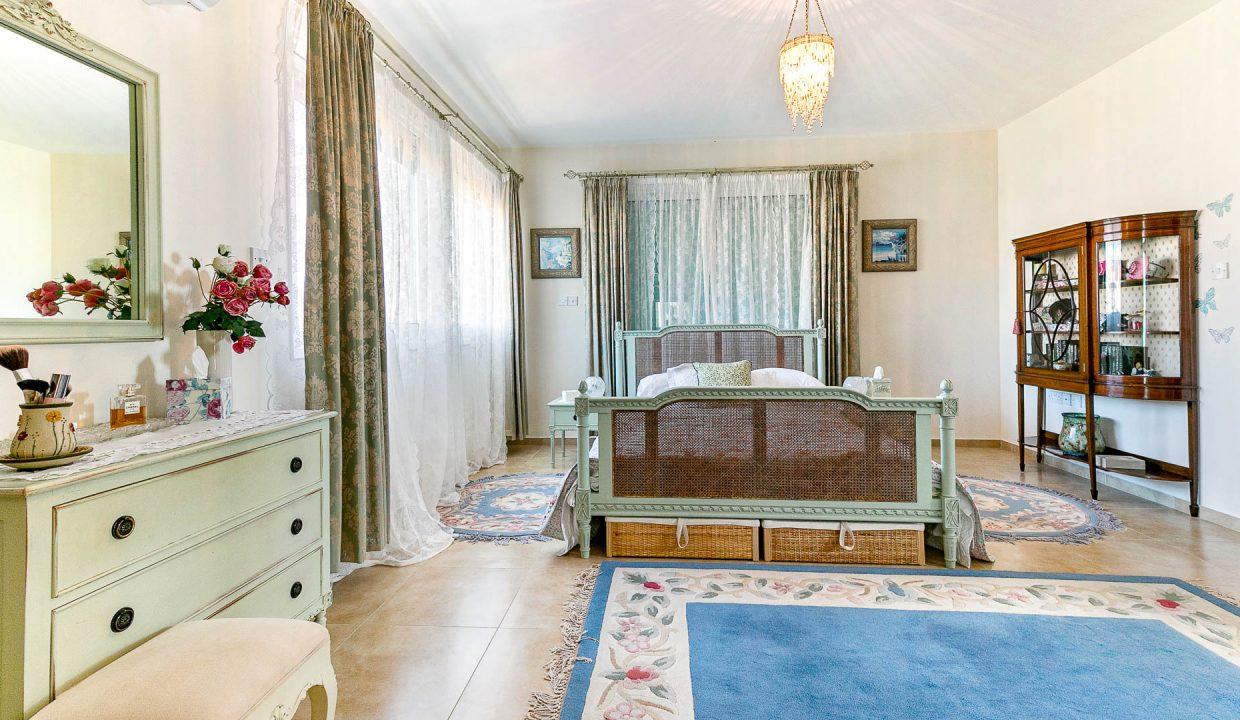 3 Bedroom Villa For Sale - Pyrgos, Limassol: ID 557 27 - ID 557 - Comark Estates