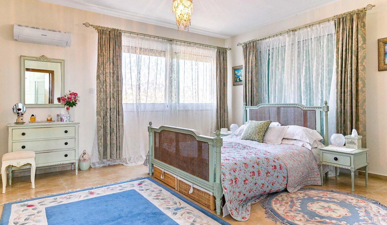3 Bedroom Villa For Sale - Pyrgos, Limassol: ID 557 29 - ID 557 - Comark Estates