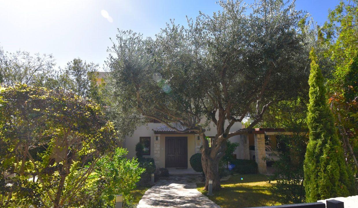 5 Bedroom Villa For Sale - Aphrodite Hills, Paphos: ID 590 17 - ID 590 - Comark Estates