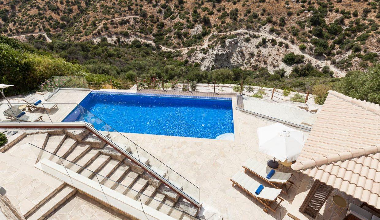 4 Bedroom Villa For Sale - Eastern Plateau, Aphrodite Hills, Paphos: ID 597 23 - ID 597 - Comark Estates