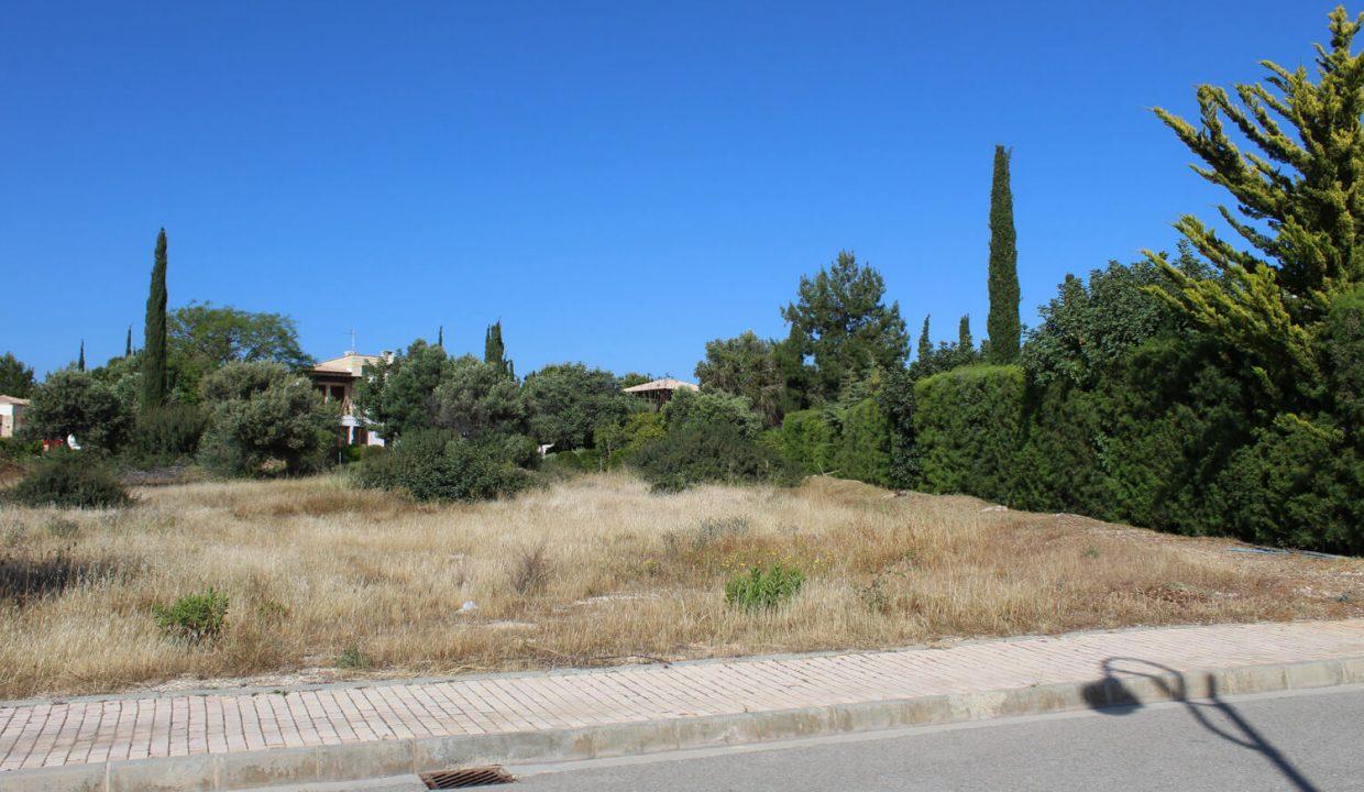 Plot For Sale - Eastern Plateau, Aphrodite Hills, Paphos: ID 622 06 - ID 622 - Comark Estates