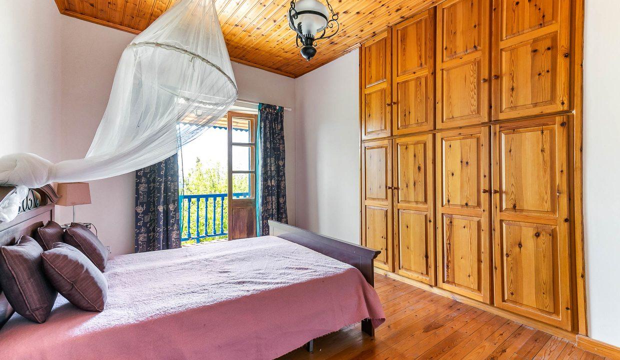 7 Bedroom Village House For Sale - Vouni Village, Limassol: ID 627 41 - ID 627 - Comark Estates