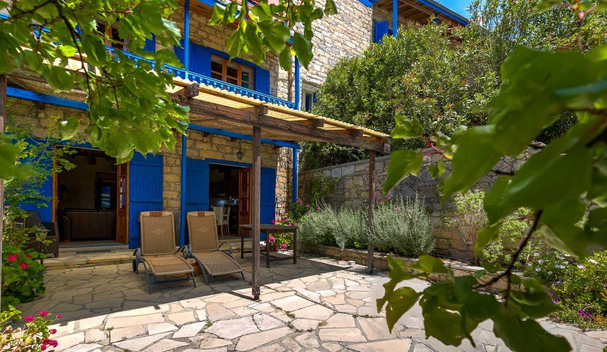 7 Bedroom Village House For Sale - Vouni Village, Limassol: ID 627 46 - ID 627 - Comark Estates