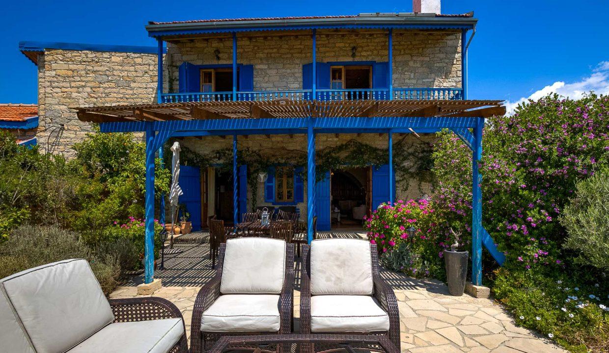 7 Bedroom Village House For Sale - Vouni Village, Limassol: ID 627 25 - ID 627 - Comark Estates