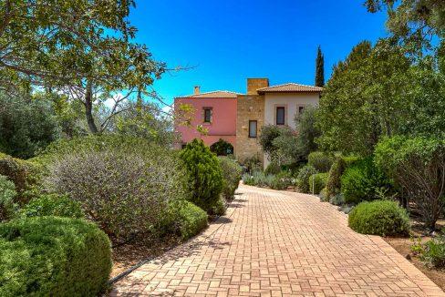 4 Bedroom Villa For Sale - Eastern Plateau, Aphrodite Hills, Paphos: ID 644 04 - ID 644 - Comark Estates