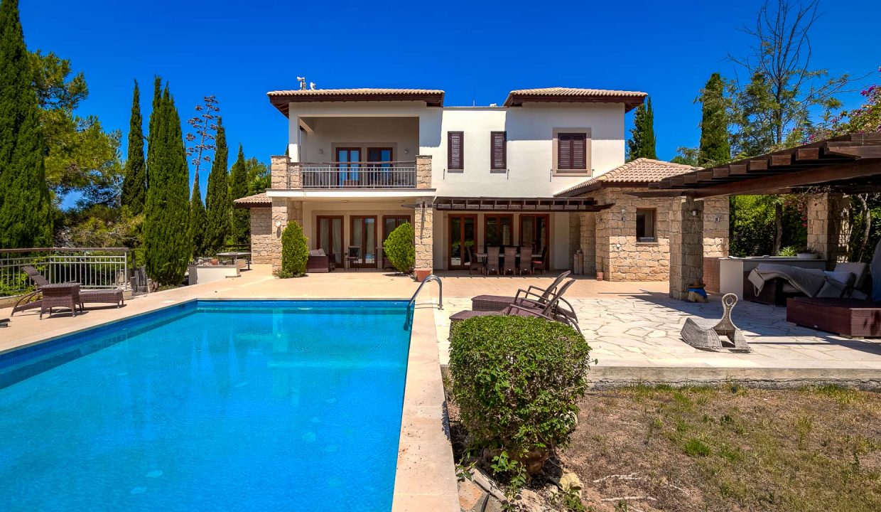 4 Bedroom Villa For Sale - Eastern Plateau, Aphrodite Hills, Paphos: ID 647 23 - ID 647 - Comark Estates