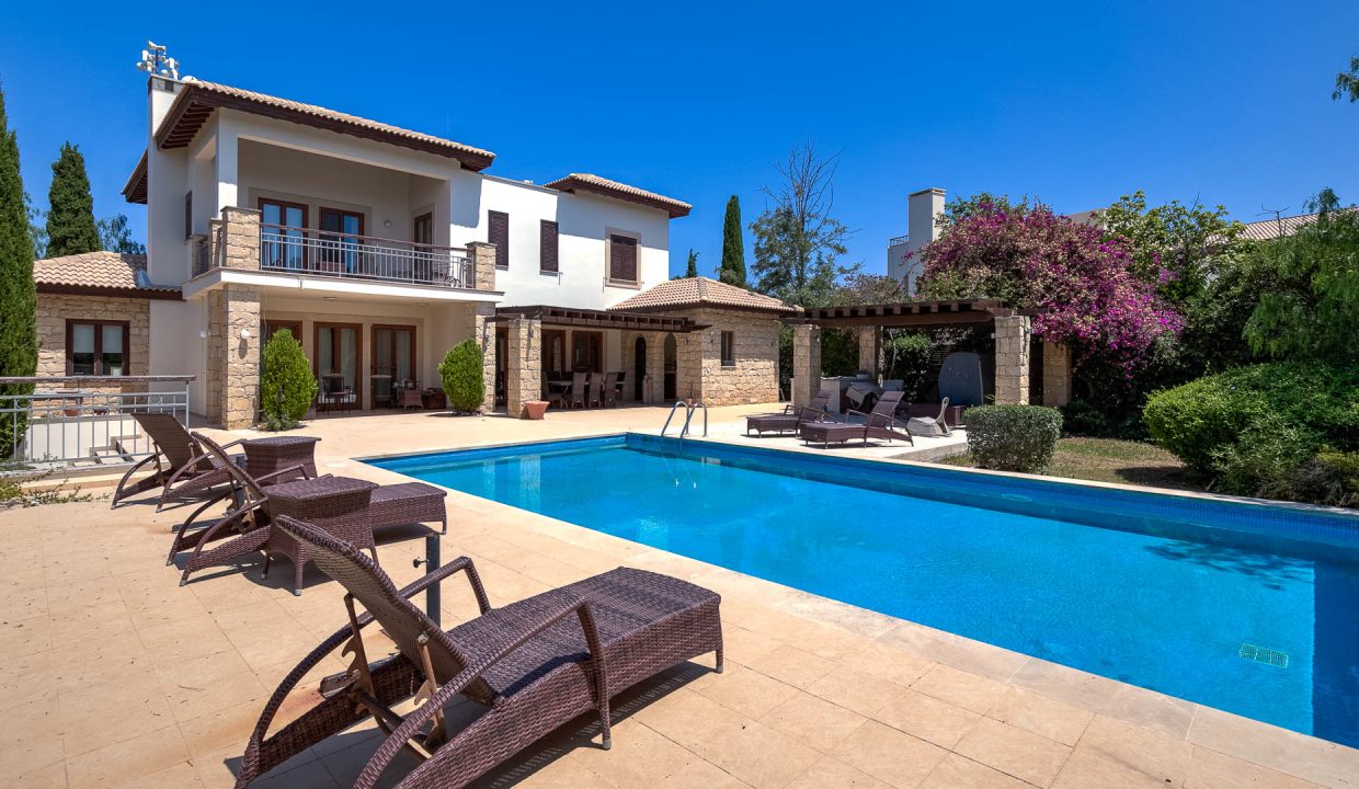 4 Bedroom Villa For Sale - Eastern Plateau, Aphrodite Hills, Paphos: ID 647 01 - ID 647 - Comark Estates