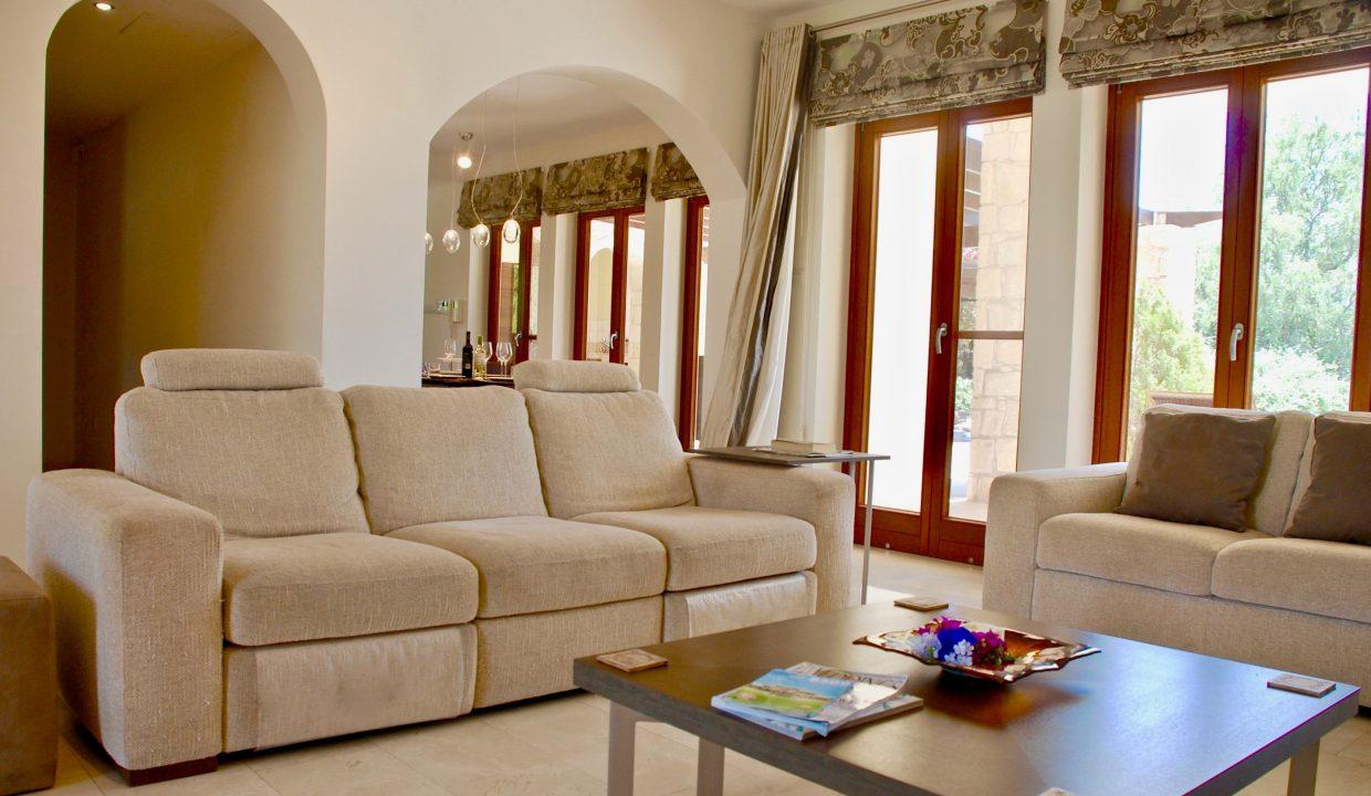 4 Bedroom Villa For Sale - Eastern Plateau, Aphrodite Hills, Paphos: ID 647 10 - ID 647 - Comark Estates