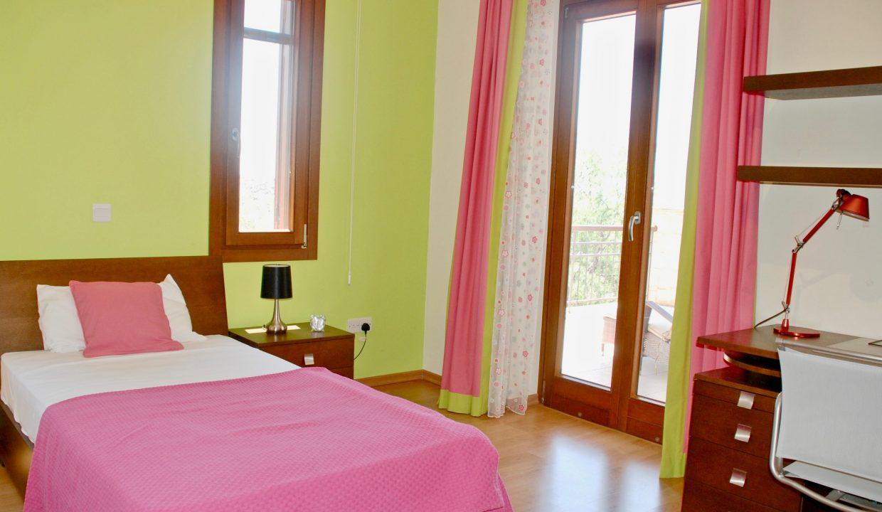 4 Bedroom Villa For Sale - Eastern Plateau, Aphrodite Hills, Paphos: ID 647 12 - ID 647 - Comark Estates