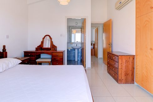 4 Bedroom House For Sale - Pissouri Village, Limassol: ID 663 15 - ID 663 - Comark Estates