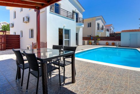 4 Bedroom House For Sale - Pissouri Village, Limassol: ID 663 19 - ID 663 - Comark Estates