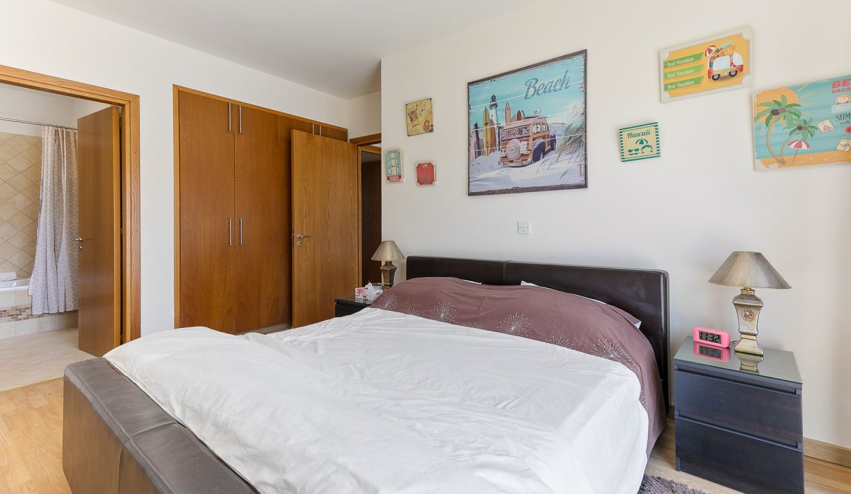 6 Bedroom Villa For Sale - Skarinou, Larnaca: ID 664 15 - ID 664 - Comark Estates