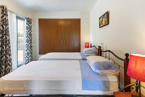 6 Bedroom Villa For Sale - Skarinou, Larnaca: ID 664 16 - ID 664 - Comark Estates