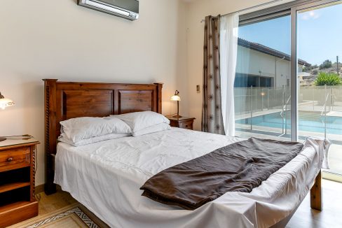 6 Bedroom Villa For Sale - Skarinou, Larnaca: ID 664 18 - ID 664 - Comark Estates