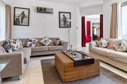 6 Bedroom Villa For Sale - Skarinou, Larnaca: ID 664 19 - ID 664 - Comark Estates