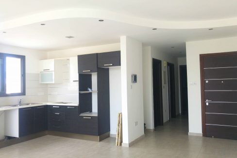 2 Bedroom Apartment For Sale - Mesa Geitonia, Limassol: ID 699 07 - ID 699 - Comark Estates