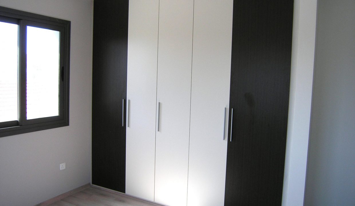 2 Bedroom Apartment For Sale - Mesa Geitonia, Limassol: ID 699 13 - ID 699 - Comark Estates