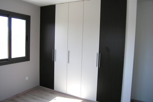 2 Bedroom Apartment For Sale - Mesa Geitonia, Limassol: ID 698 13 - ID 698 - Comark Estates