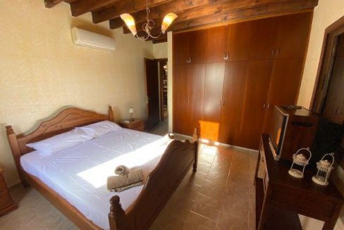 4 Bedroom House For Sale - Pissouri Village, Pissouri, Limassol: ID 728 16 - ID 728 - Comark Estates