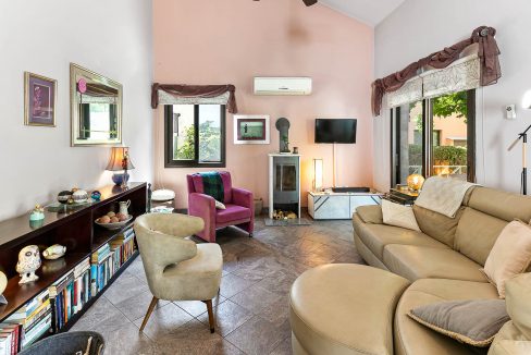 2 Bedroom Bungalow For Sale - Pissouri Village, Pissouri, Limassol: ID 720 06 - ID 720 - Comark Estates