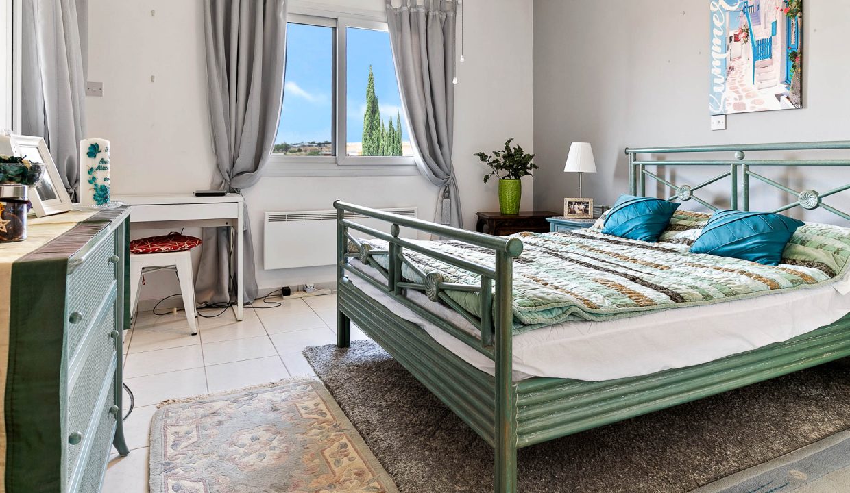 3 Bedroom Apartment For Sale - Anarita Village, Paphos: ID 630 14 - ID 630 - Comark Estates