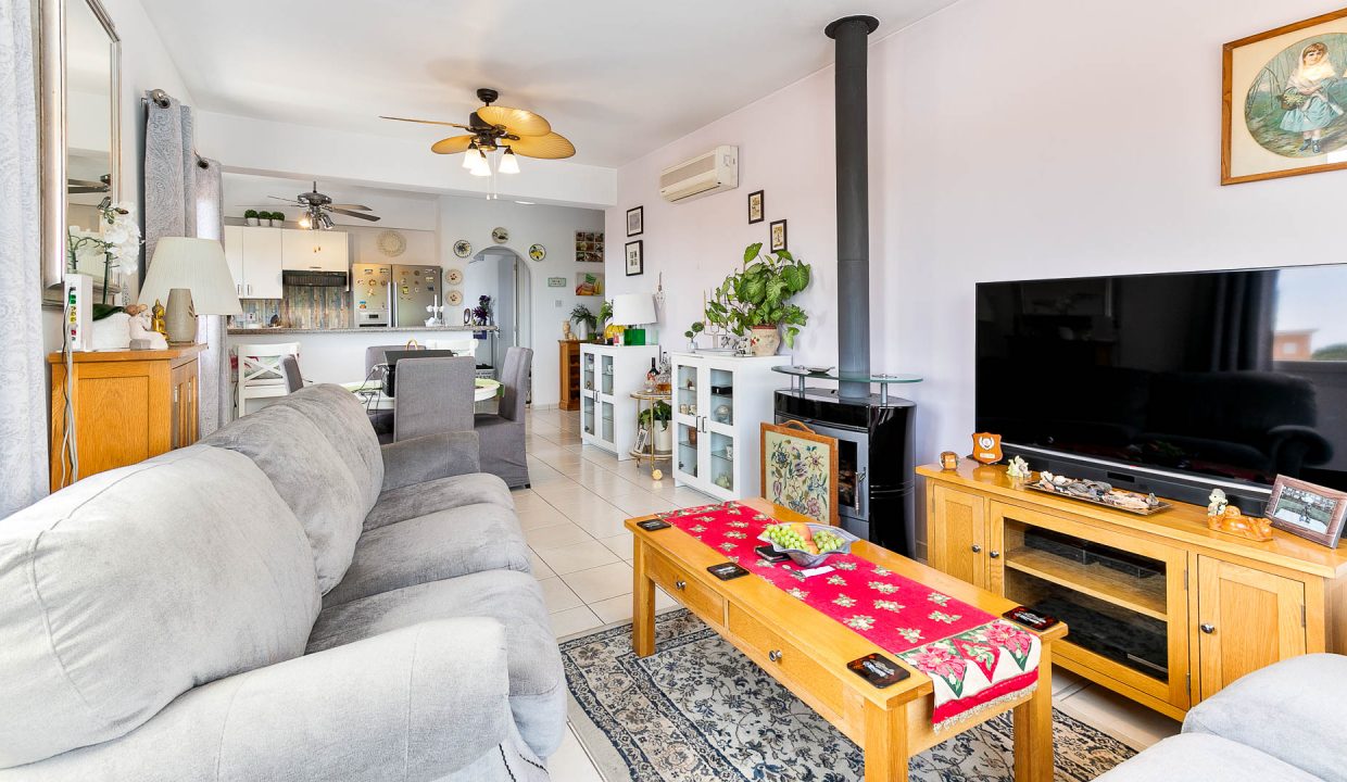 3 Bedroom Apartment For Sale - Anarita Village, Paphos: ID 630 06 - ID 630 - Comark Estates